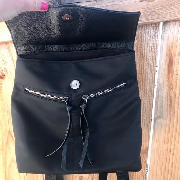 Cute Botkier backpack - Picture 3 of 4